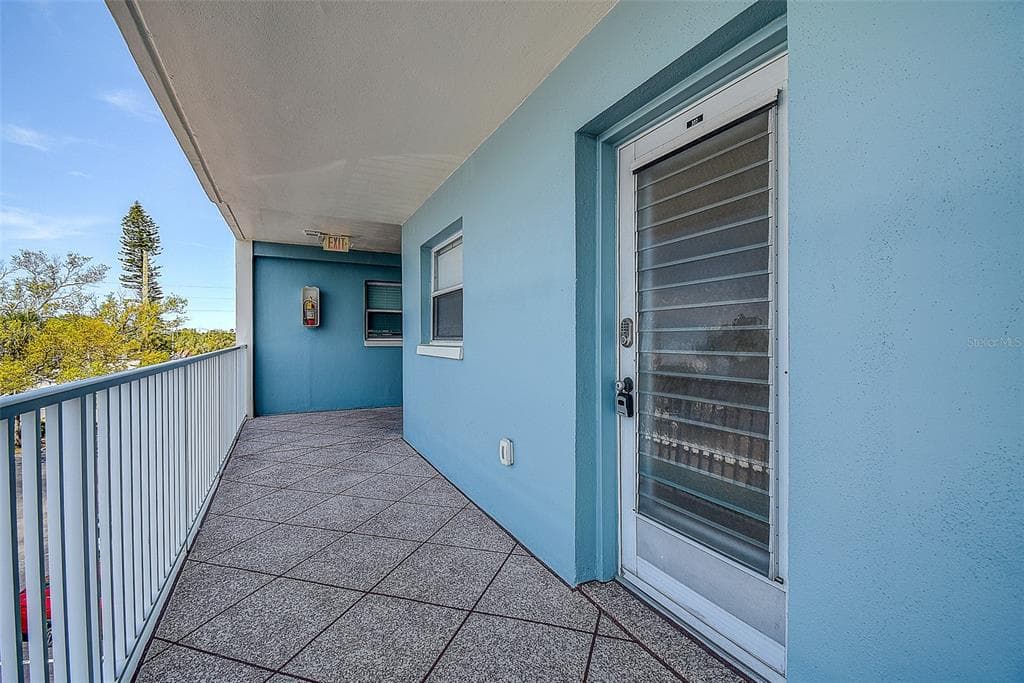 6363 GULF WINDS DRIVE # 327, ST PETE BEACH, FL 33706 — zdjęcie 3