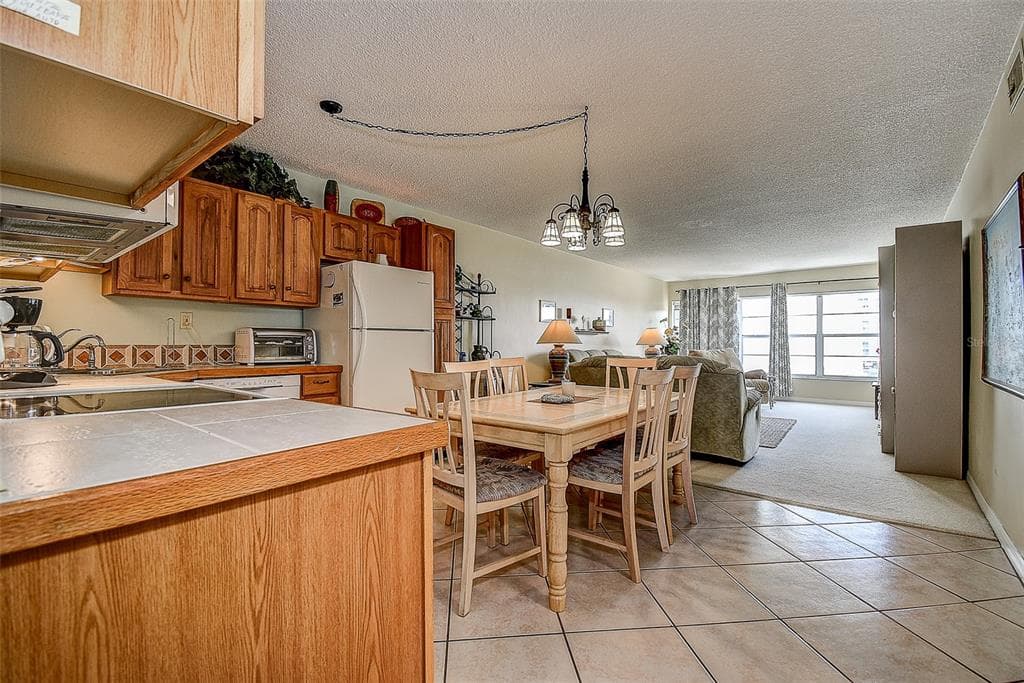 6363 GULF WINDS DRIVE # 327, ST PETE BEACH, FL 33706 — zdjęcie 5