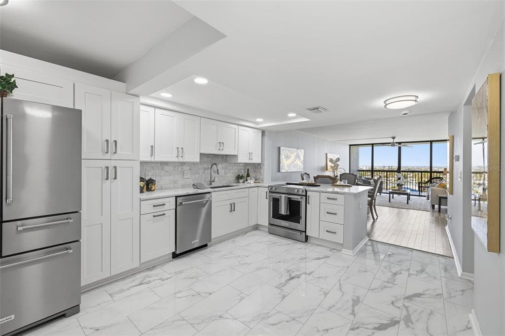 9495 BLIND PASS ROAD # 905, ST PETE BEACH, FL 33706 — zdjęcie 4