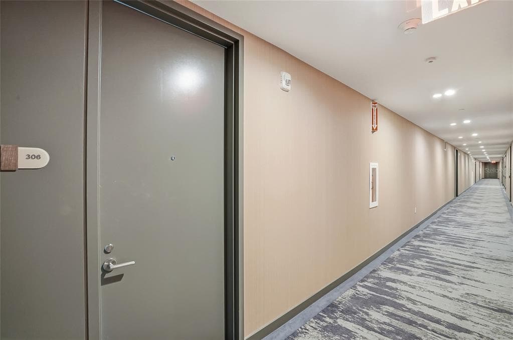 400 CENTRAL AVENUE # 306, ST PETERSBURG, FL 33701 — zdjęcie 2