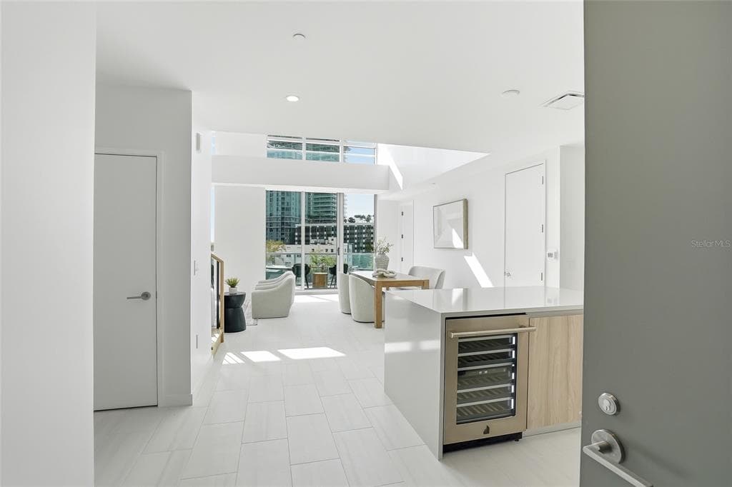 400 CENTRAL AVENUE # 306, ST PETERSBURG, FL 33701 — zdjęcie 3