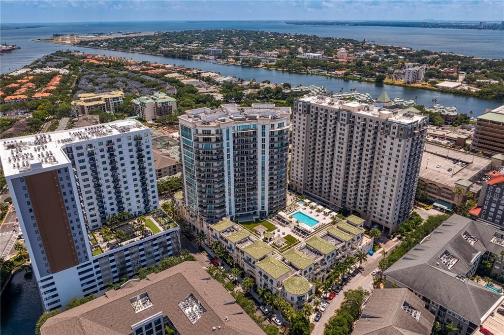 450 KNIGHTS RUN AVENUE # 1704, TAMPA, FL 33602 — zdjęcie 2