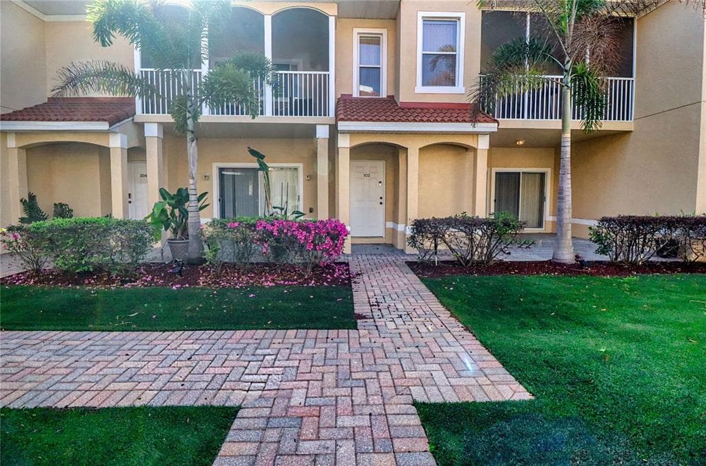 21019 SUNPOINT WAY # 102, LUTZ, FL 33558 — zdjęcie 2
