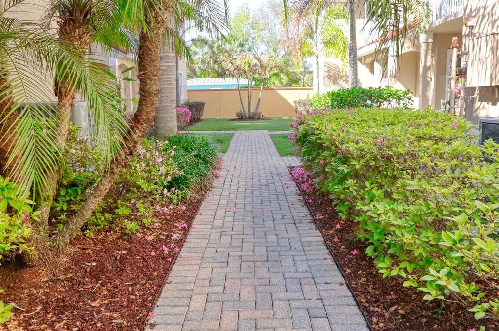 21019 SUNPOINT WAY # 102, LUTZ, FL 33558 — zdjęcie 5