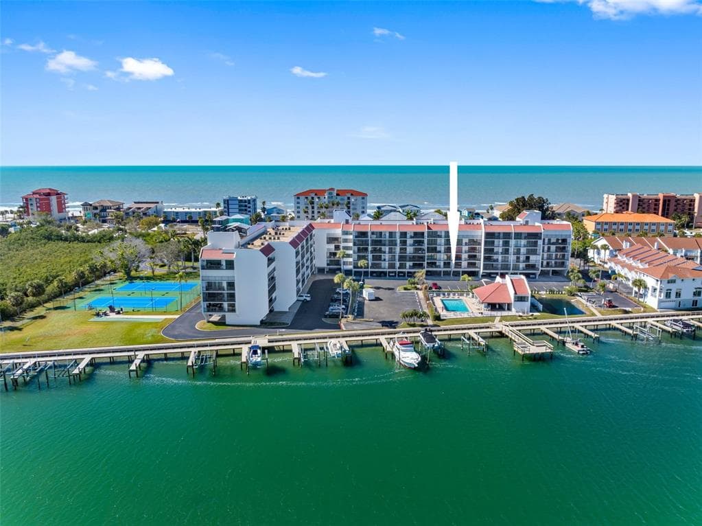 19111 VISTA BAY DRIVE # 204, INDIAN SHORES, FL 33785