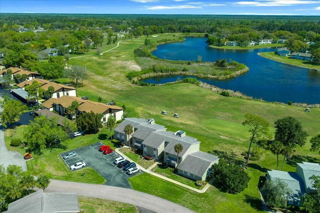 556 FAIRWAYS CIRCLE # B, OCALA, FL 34472 — zdjęcie 2