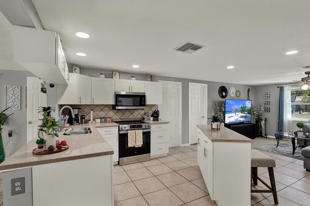 5609 QUIST DRIVE, PORT RICHEY, FL 34668 — zdjęcie 4