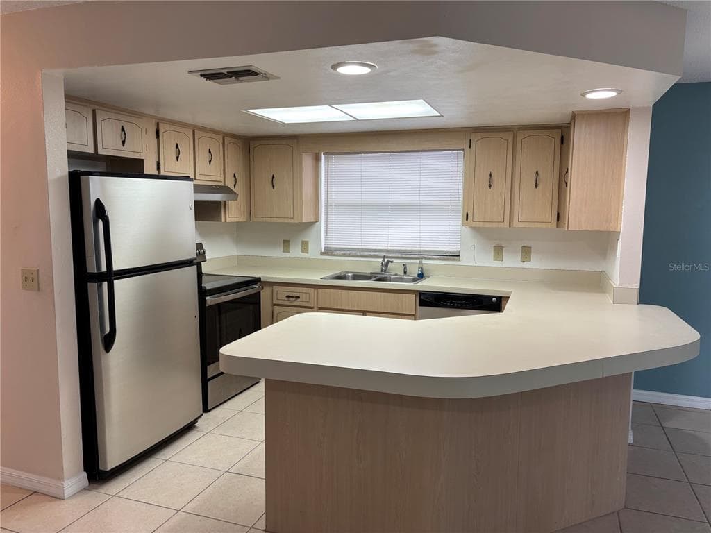 7619 VIENNA LANE, PORT RICHEY, FL 34668 — zdjęcie 4