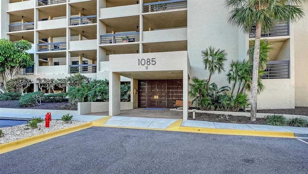 1085 GULF OF MEXICO DRIVE # 404, LONGBOAT KEY, FL 34228