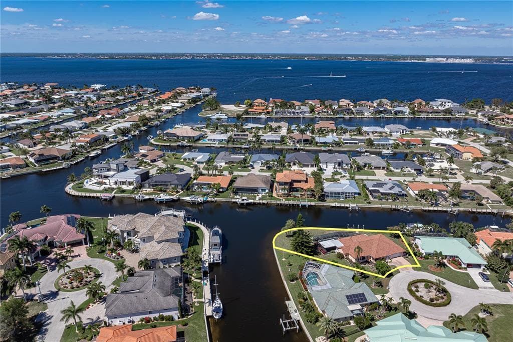2194 BAYOU ROAD, PUNTA GORDA, FL 33950 — zdjęcie 4