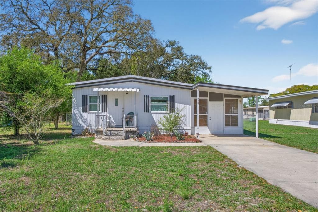 7489 WESTERN CIRCLE DRIVE, BROOKSVILLE, FL 34613