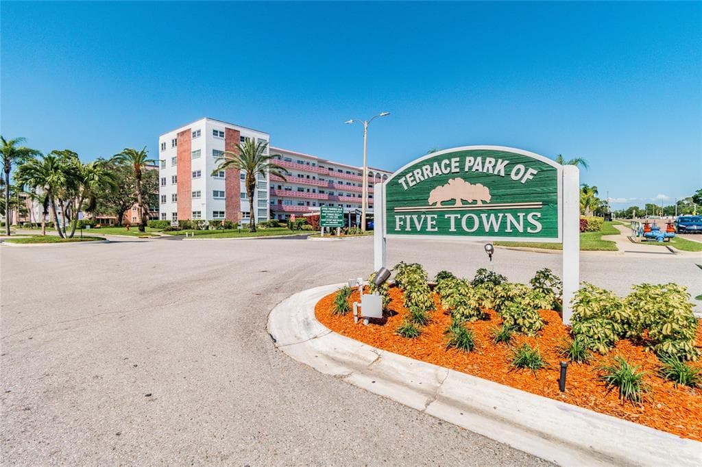 5501 80TH STREET N # 102, ST PETERSBURG, FL 33709 — zdjęcie 2