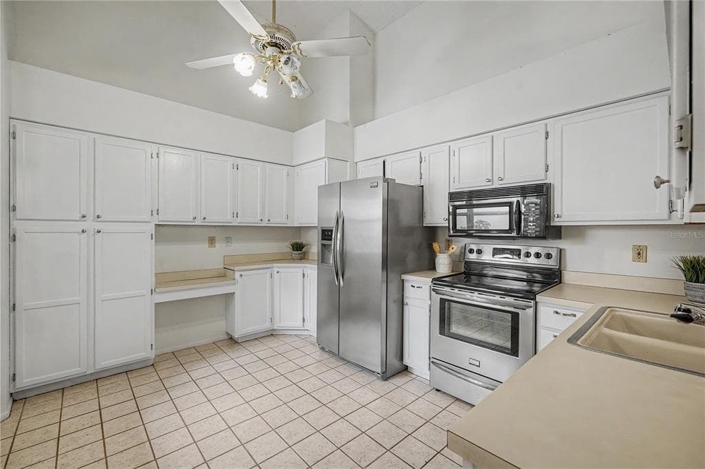 3960 MERMOOR DRIVE, PALM HARBOR, FL 34685 — zdjęcie 4
