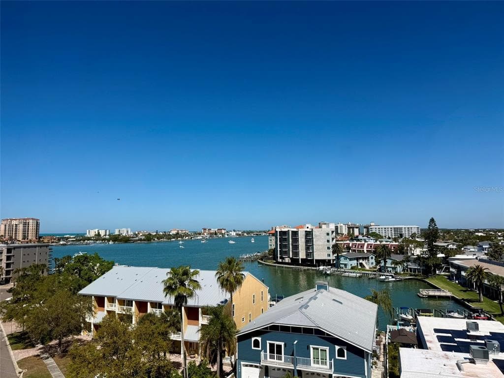 255 DOLPHIN POINT # 710, CLEARWATER BEACH, FL 33767 — zdjęcie 2