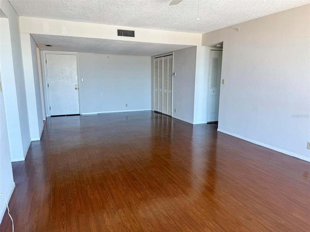 255 DOLPHIN POINT # 710, CLEARWATER BEACH, FL 33767 — zdjęcie 5