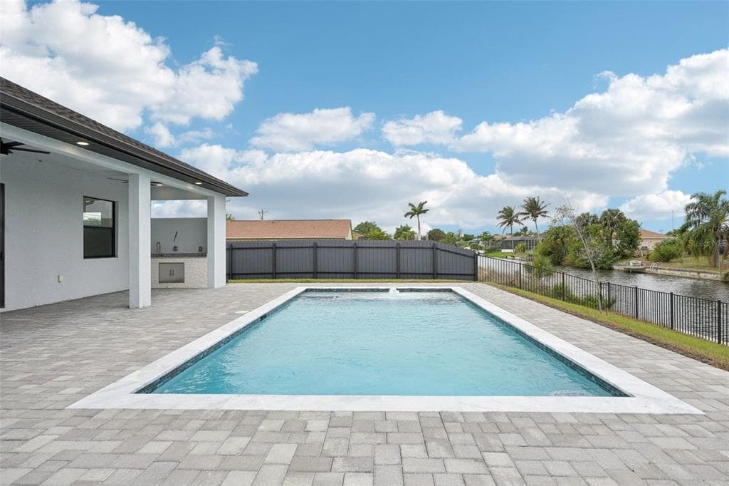 12 SE 17TH AVENUE, CAPE CORAL, FL 33990 — zdjęcie 2