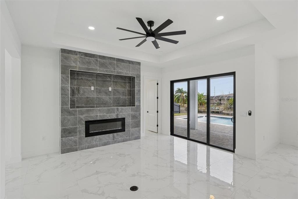 12 SE 17TH AVENUE, CAPE CORAL, FL 33990 — zdjęcie 5