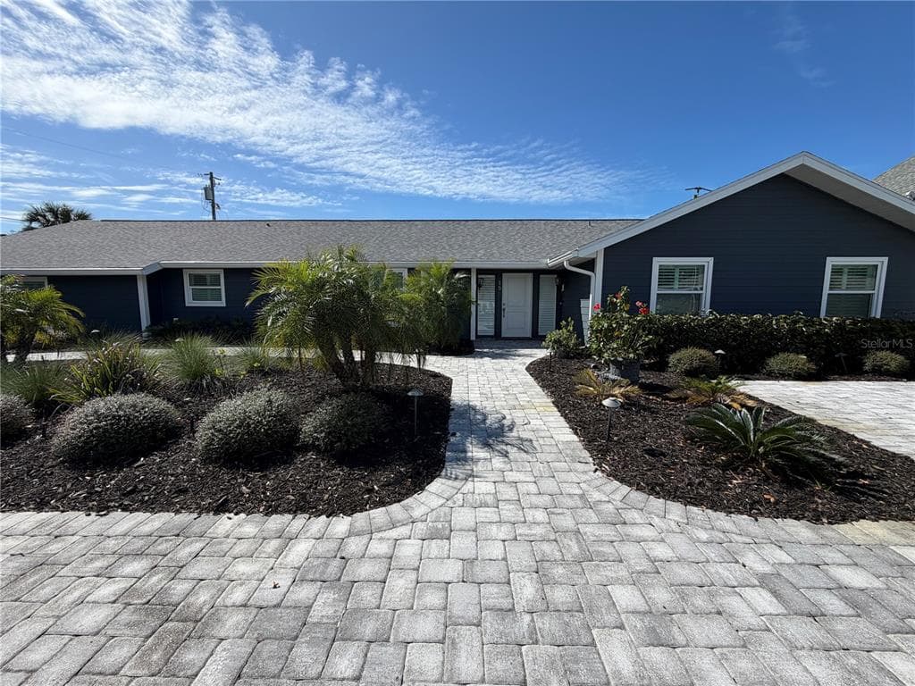15 GULF MANOR DRIVE, VENICE, FL 34285