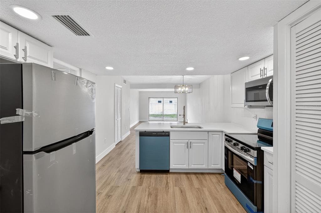 9824 POCONO STREET, PORT RICHEY, FL 34668 — zdjęcie 4