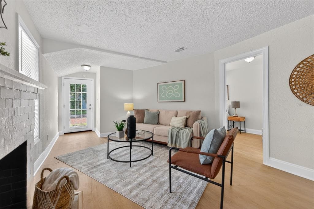 1777 28TH AVENUE N, ST PETERSBURG, FL 33713 — zdjęcie 3