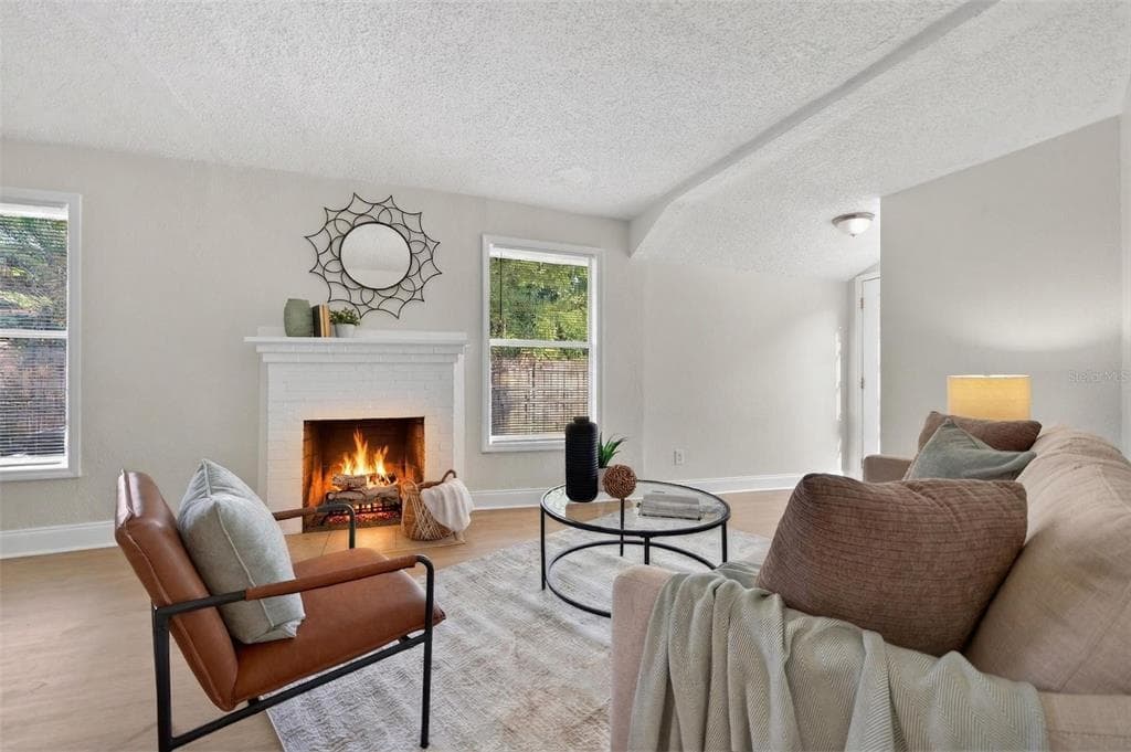 1777 28TH AVENUE N, ST PETERSBURG, FL 33713 — zdjęcie 4