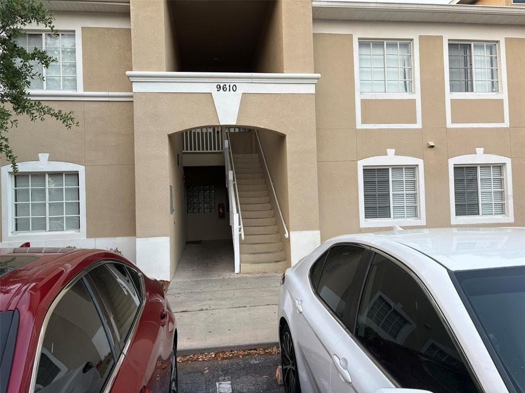 9610 SEADALE COURT # 102, RIVERVIEW, FL 33578