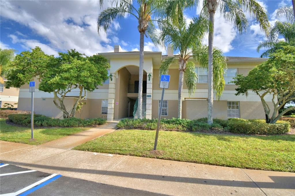 1101 EAGLE POND DRIVE # 1101, WINTER HAVEN, FL 33884