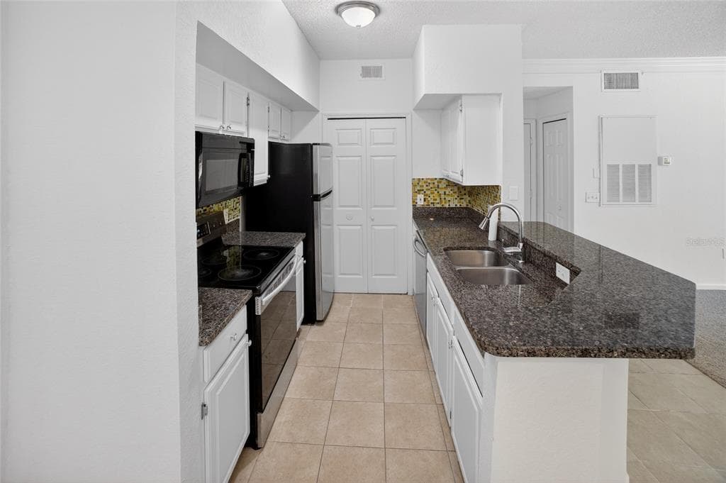 13003 PLANTATION PARK CIRCLE # 1323, ORLANDO, FL 32821 — zdjęcie 4