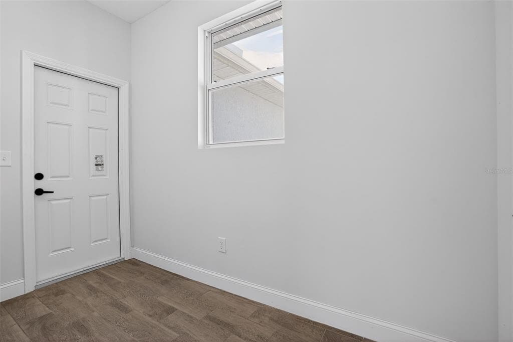 4630 GENE AVENUE N, LEHIGH ACRES, FL 33971 — zdjęcie 5