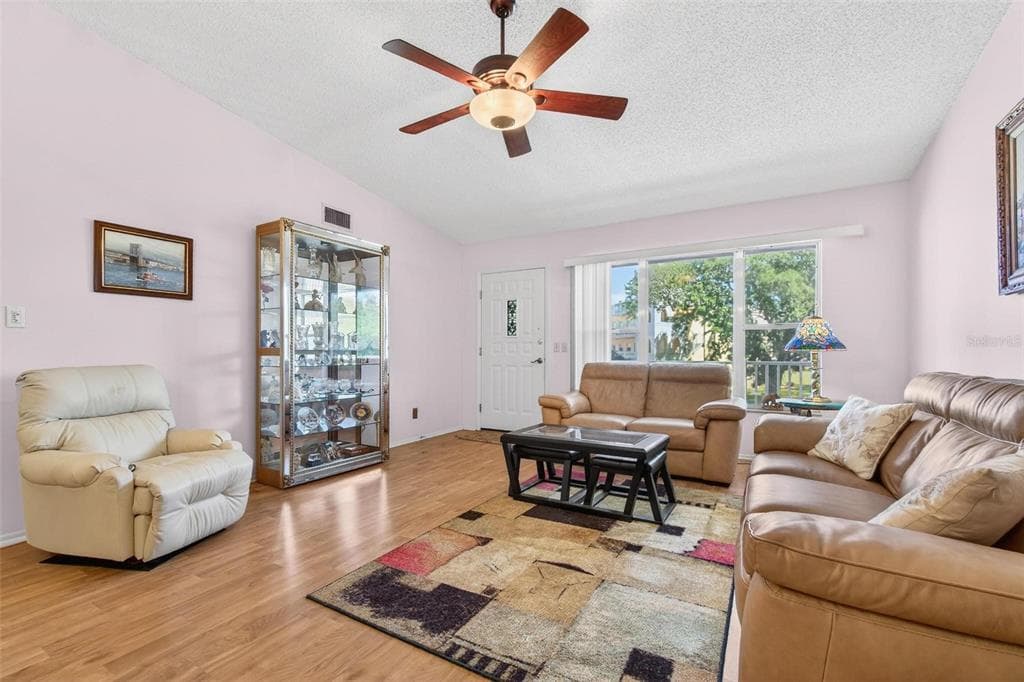 2220 SWEDISH DRIVE # 36, CLEARWATER, FL 33763 — zdjęcie 4