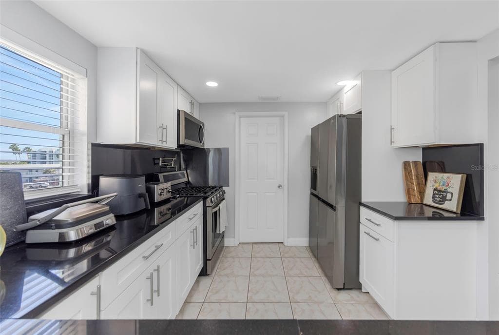1819 SHORE DRIVE S # 318, SOUTH PASADENA, FL 33707 — zdjęcie 4
