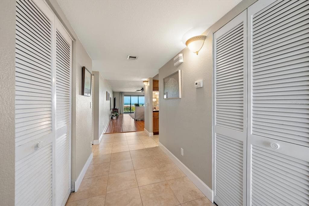 4450 GULF BOULEVARD # 110, ST PETE BEACH, FL 33706 — zdjęcie 4