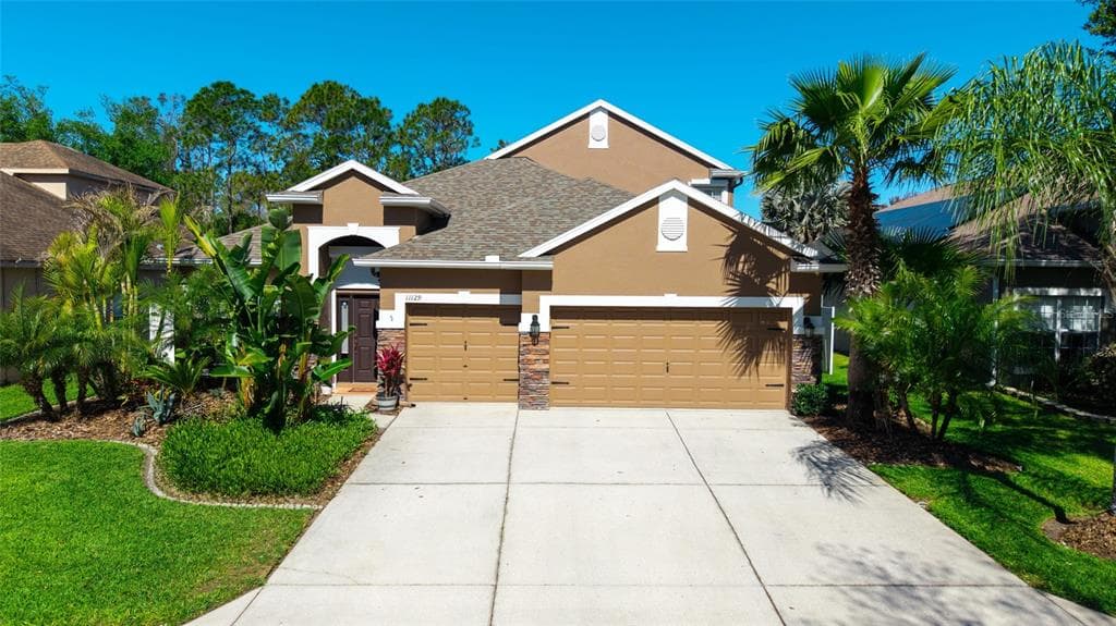 11129 OYSTER BAY CIRCLE, NEW PORT RICHEY, FL 34654