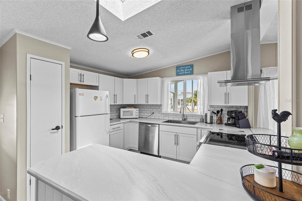 611 LA JOLLA CIRCLE, NORTH PORT, FL 34287 — zdjęcie 5