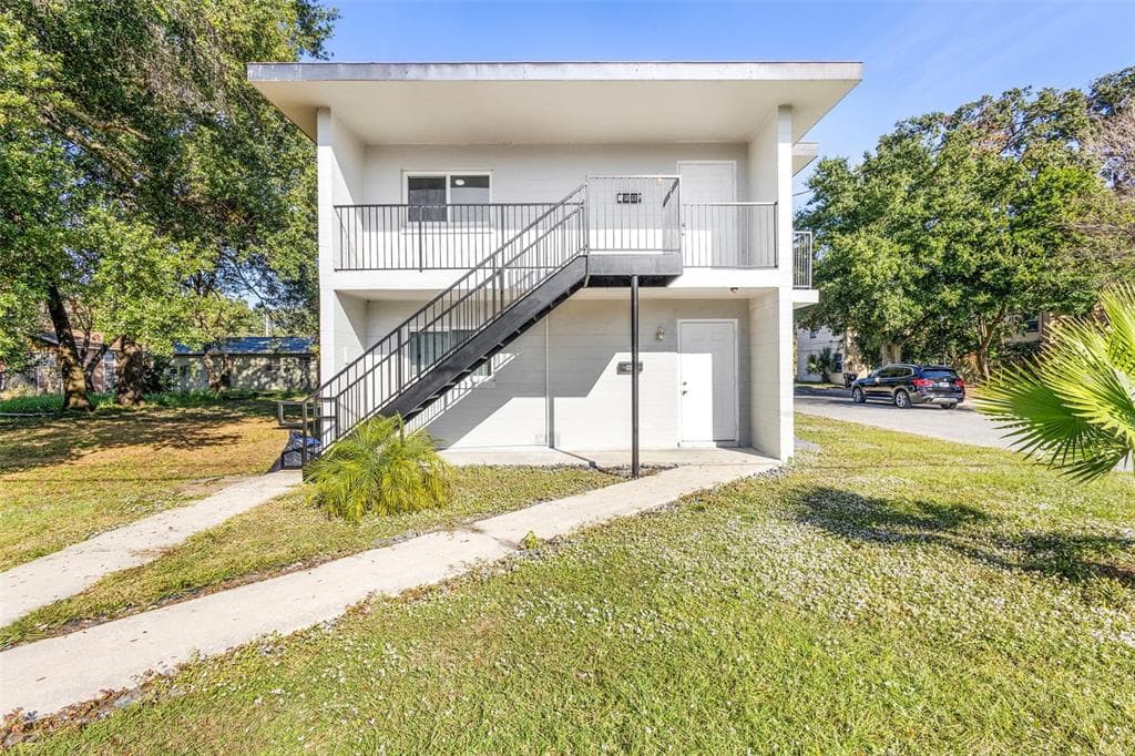 901 COLYER STREET, ORLANDO, FL 32805