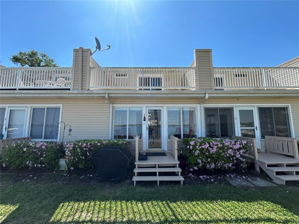 11001 SE SUNSET HARBOR ROAD # A04, SUMMERFIELD, FL 34491