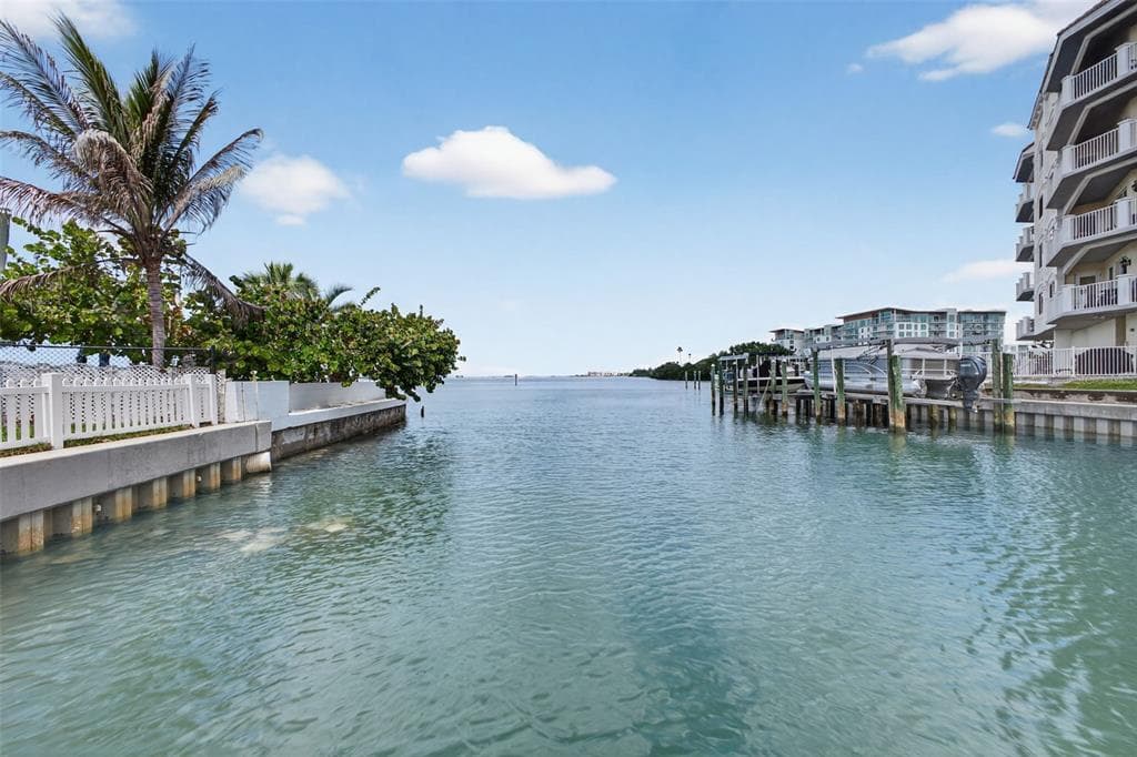 1866 VENETIAN POINT DRIVE, CLEARWATER, FL 33755 — zdjęcie 5