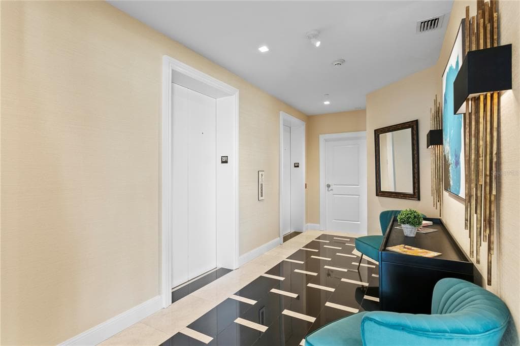 450 KNIGHTS RUN AVENUE # 1801, TAMPA, FL 33602 — zdjęcie 2