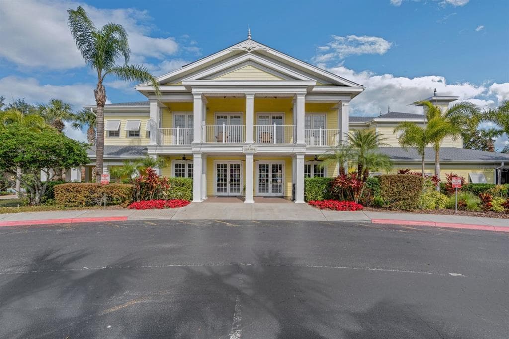 301 NEW PROVIDENCE PROMENADE # 301, DAVENPORT, FL 33897