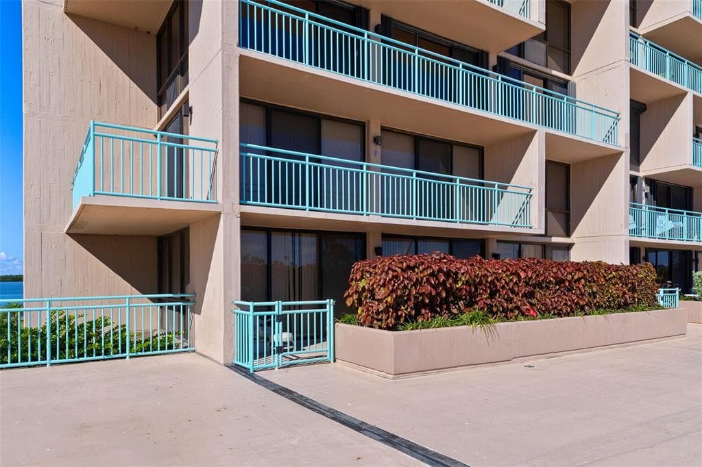 1 KEY CAPRI # 102E, TREASURE ISLAND, FL 33706 — zdjęcie 5