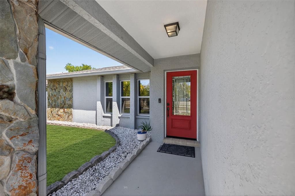 10275 113TH STREET, SEMINOLE, FL 33778 — zdjęcie 2