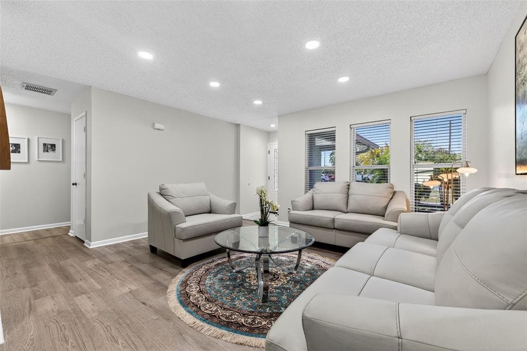 10275 113TH STREET, SEMINOLE, FL 33778 — zdjęcie 3
