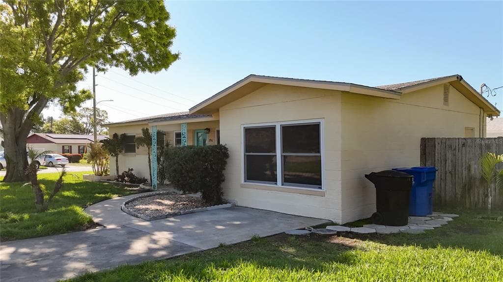 396 LEWIS BOULEVARD SE, ST PETERSBURG, FL 33705 — zdjęcie 5