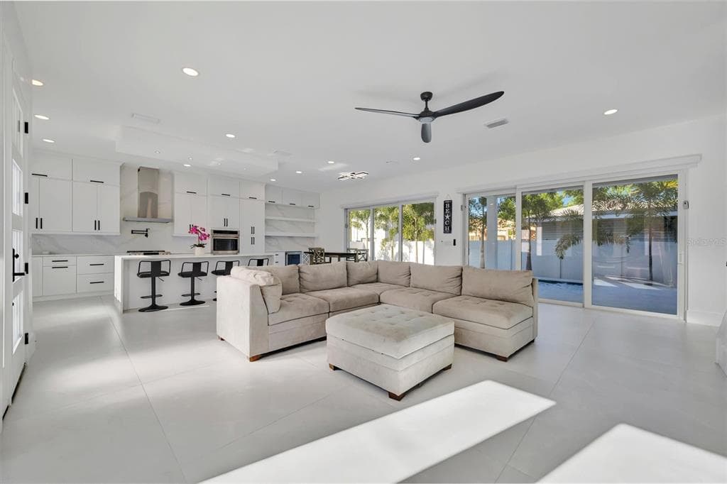 3723 NORWOOD COURT, SARASOTA, FL 34234 — zdjęcie 4