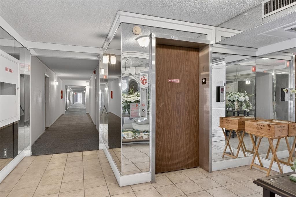 519 ALBEE FARM ROAD # 214, VENICE, FL 34285 — zdjęcie 2