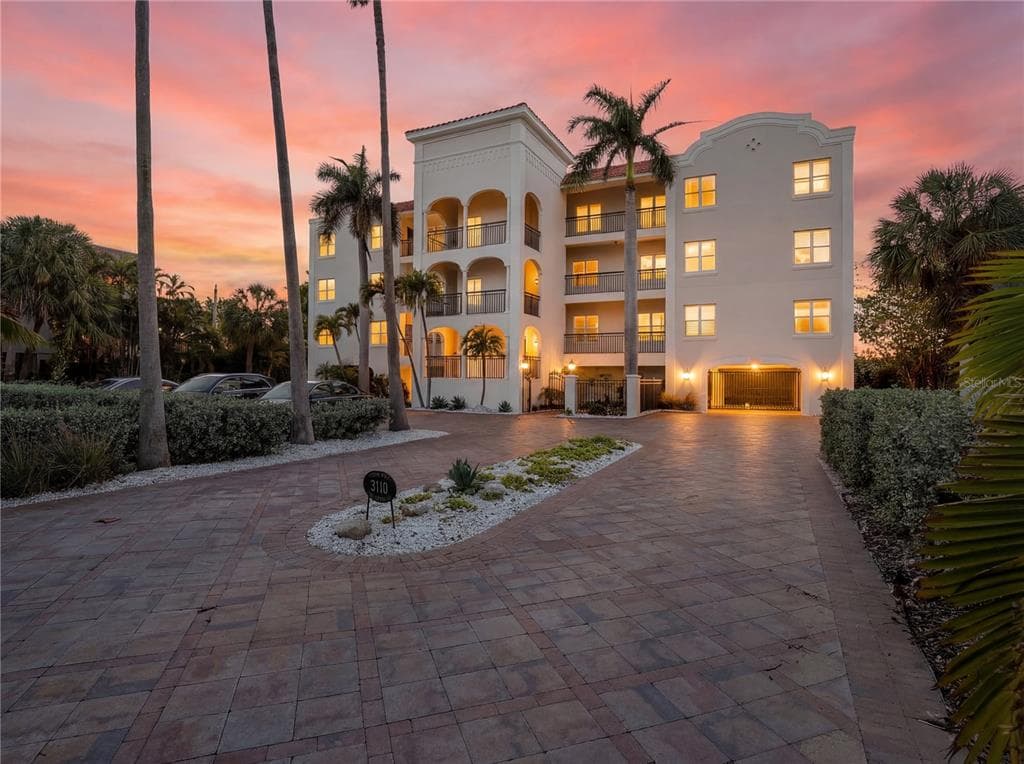 3110 1ST STREET W # 101, ST PETE BEACH, FL 33706 — zdjęcie 4