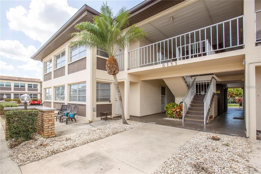 5111 AMULET DRIVE # 208, NEW PORT RICHEY, FL 34652