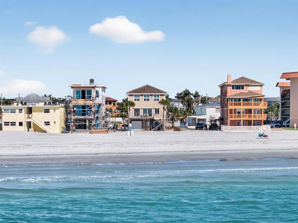17610 LEE AVENUE, REDINGTON SHORES, FL 33708