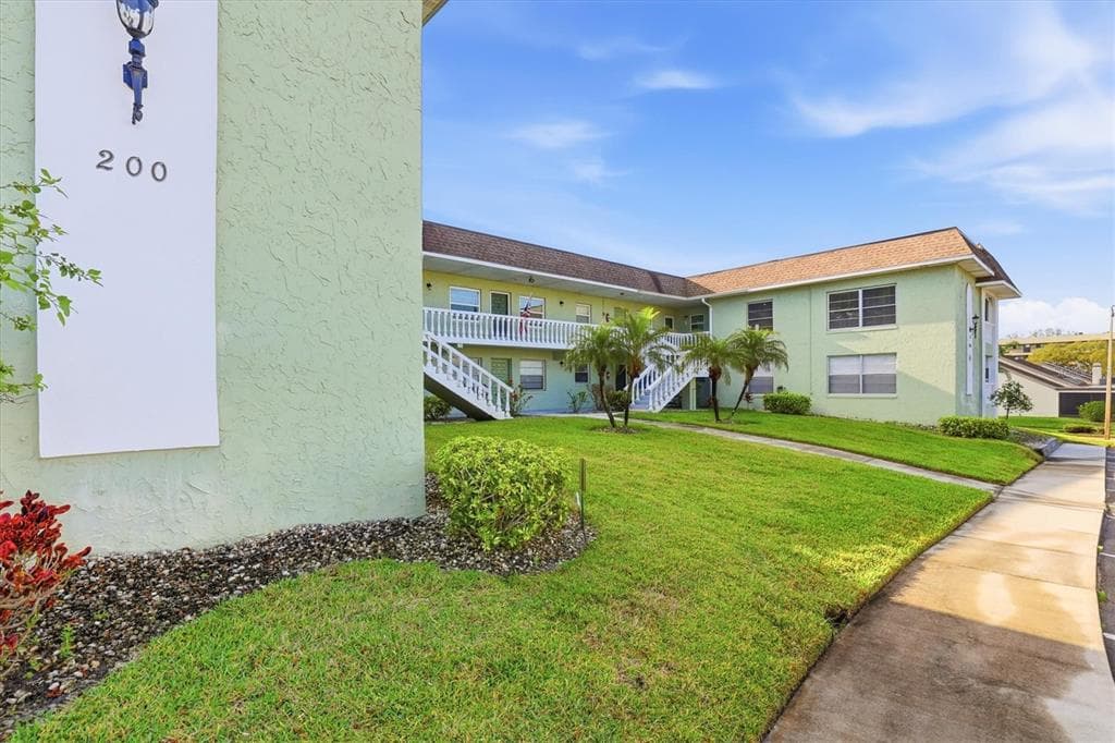 1250 S PINELLAS AVENUE # 214, TARPON SPRINGS, FL 34689 — zdjęcie 2