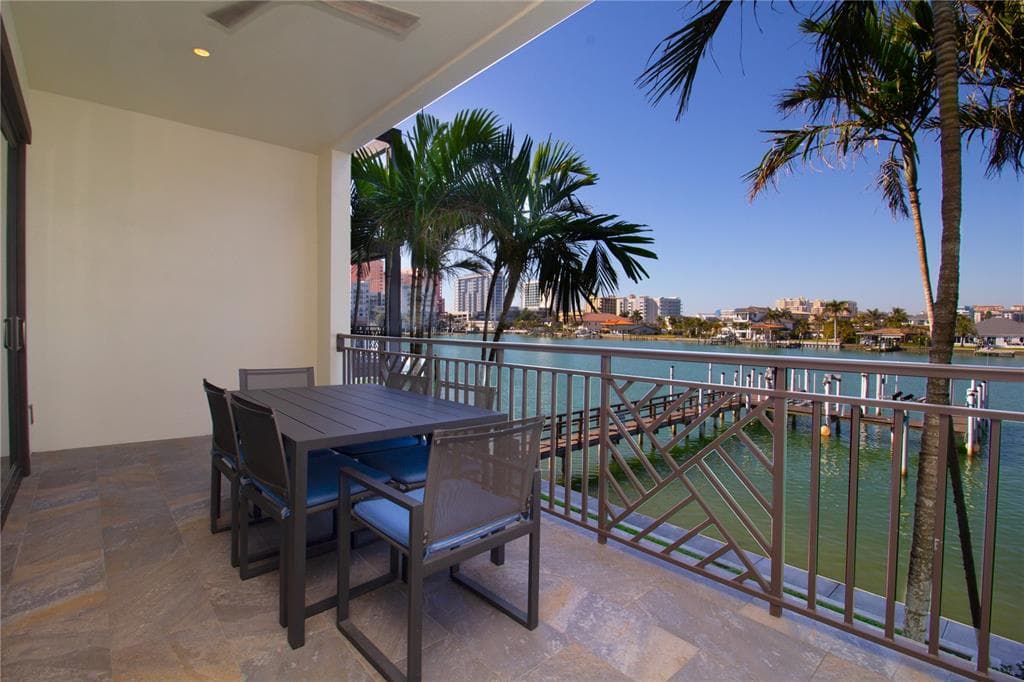 158 BRIGHTWATER DRIVE # 1, CLEARWATER BEACH, FL 33767 — zdjęcie 2